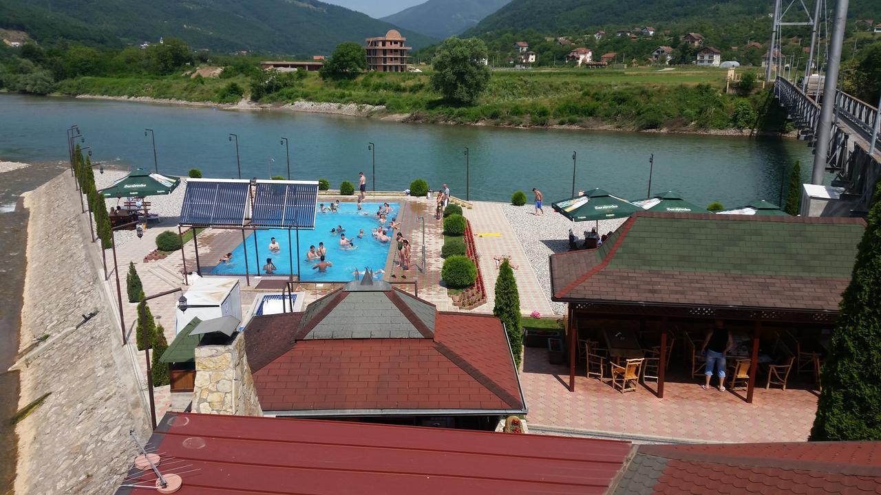 Pansion Basa Ustikolina Exterior foto