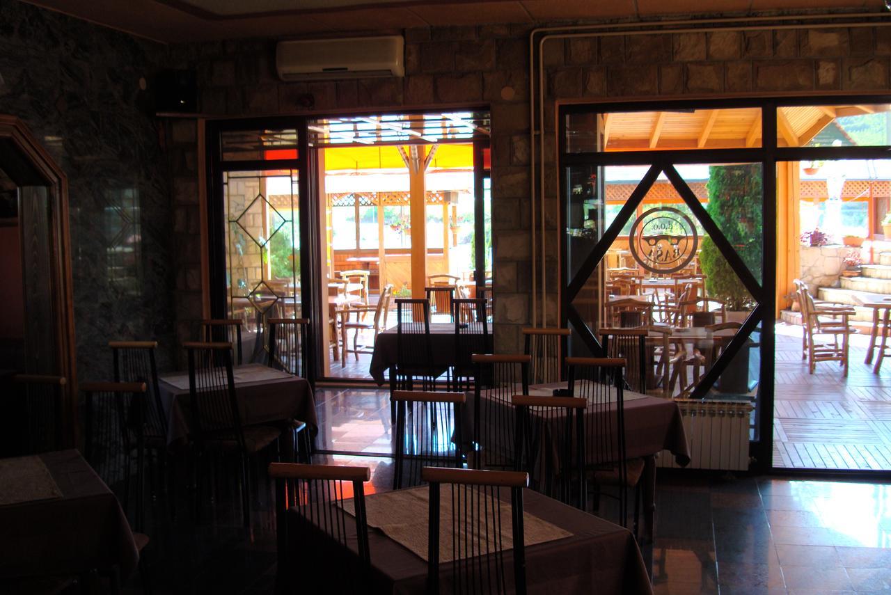 Pansion Basa Ustikolina Exterior foto