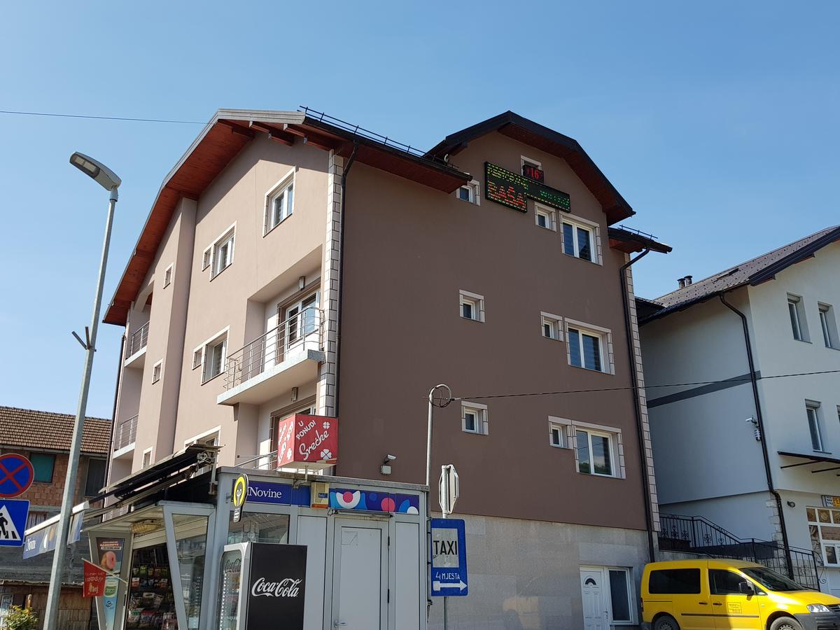 Pansion Basa Ustikolina Exterior foto