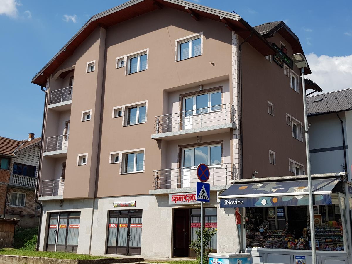 Pansion Basa Ustikolina Exterior foto